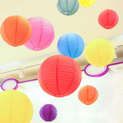 Holiday Decoration Round Paper Lanterns for Chinese New Year Waterproof Hanging in The Tree