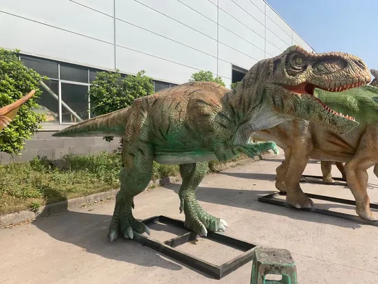 Ccad18 Waterproof Life Size 3D Dinosaur Remote Control Animatronic Carnotaurus for Sale 
